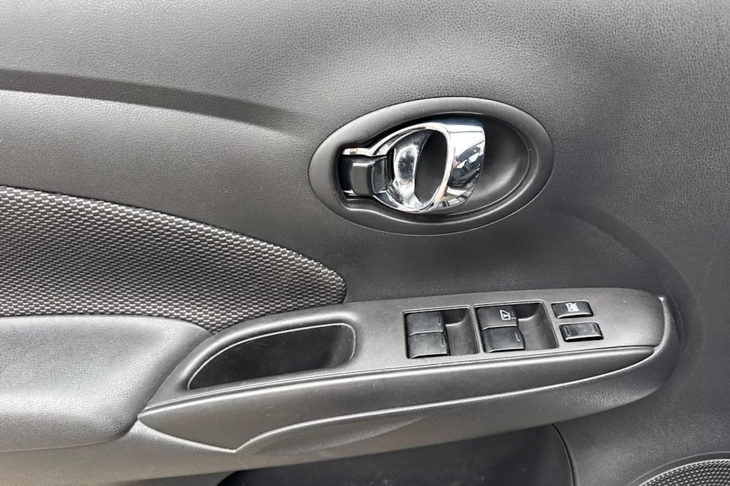 Thumbnail: 2019 Nissan Versa - 21