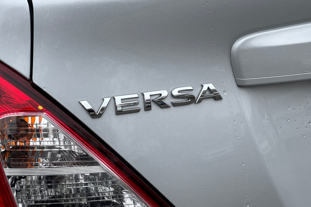 Thumbnail: 2019 Nissan Versa - 7