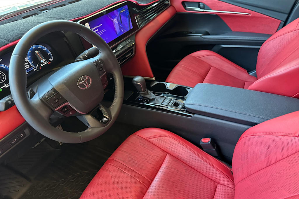 Thumbnail: 2025 Toyota Camry - 9