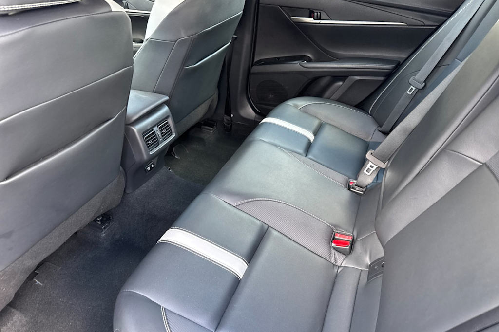 Thumbnail: 2025 Toyota Camry - 10