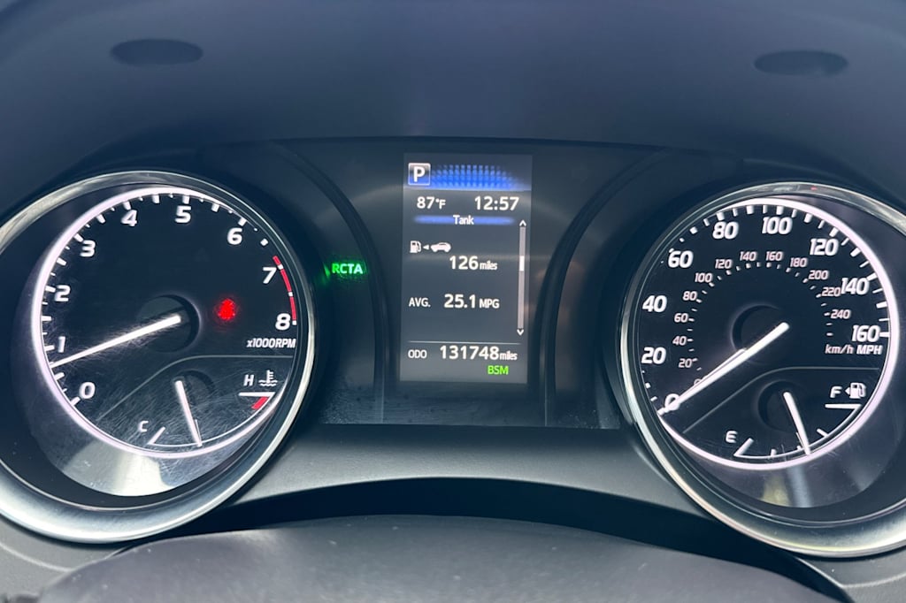 Thumbnail: 2020 Toyota Camry - 15