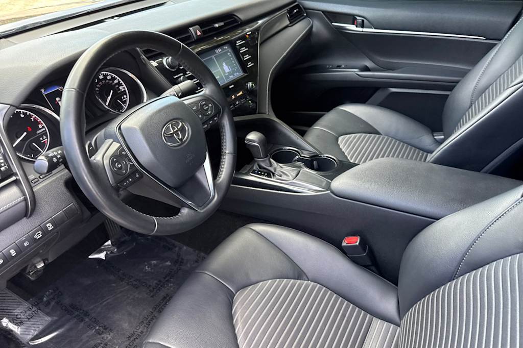Thumbnail: 2020 Toyota Camry - 9