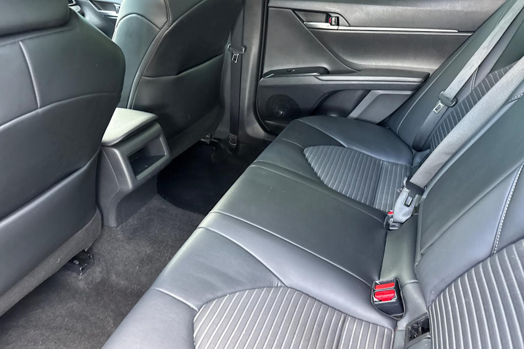 Thumbnail: 2020 Toyota Camry - 10