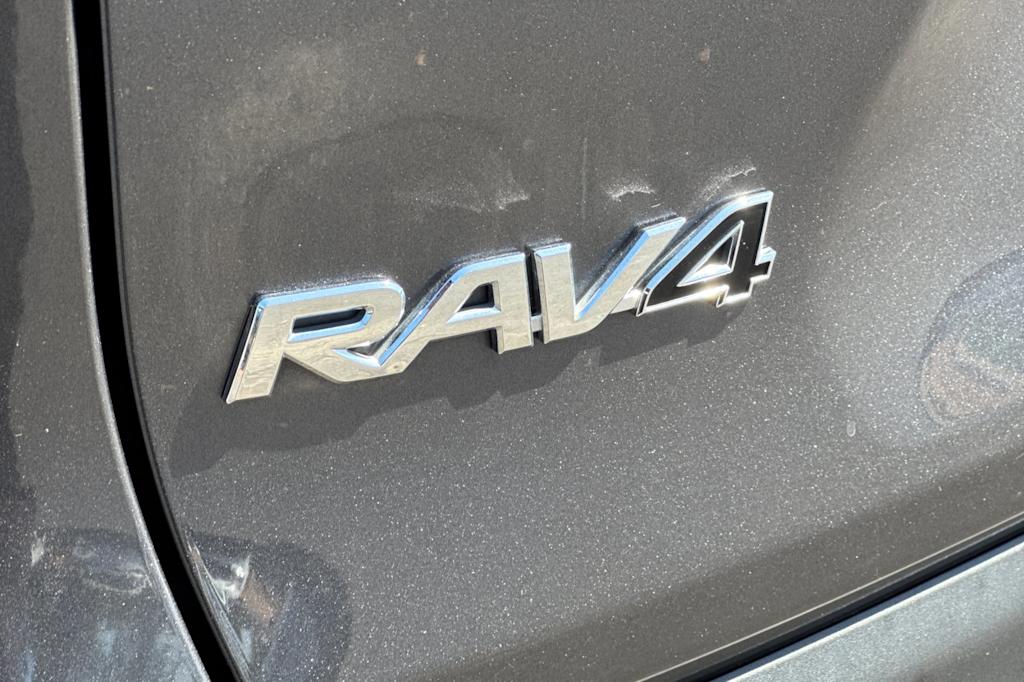 Thumbnail: 2025 Toyota RAV4 - 7