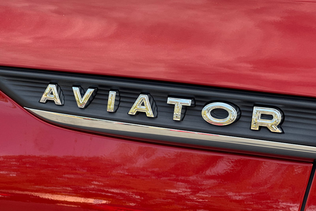 Thumbnail: 2020 Lincoln Aviator - 7