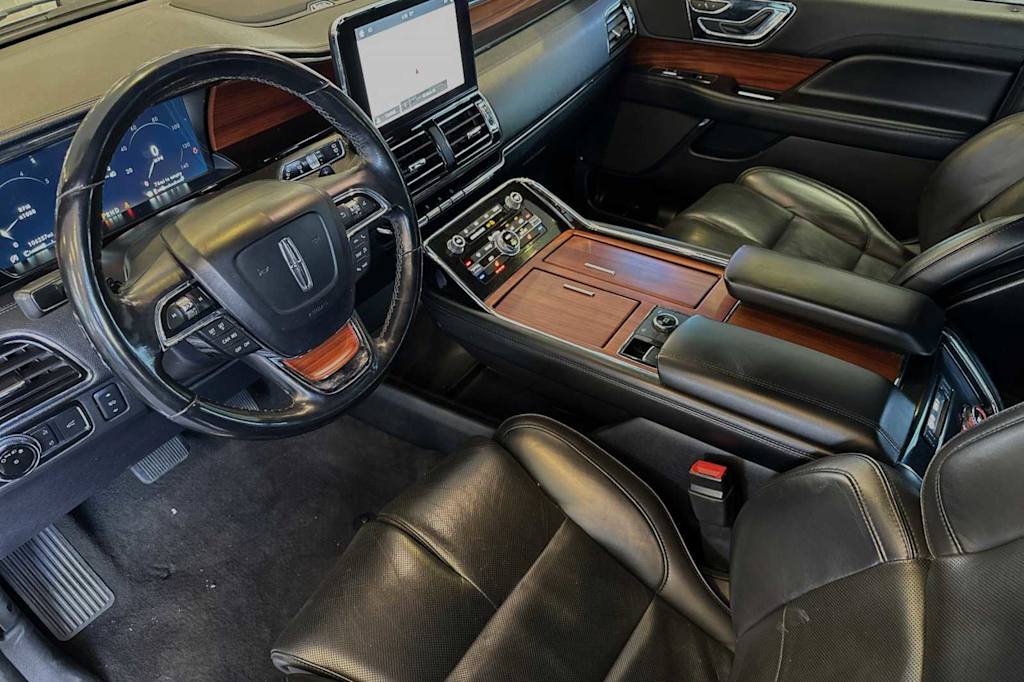 2018 Lincoln Navigator Premiere 9