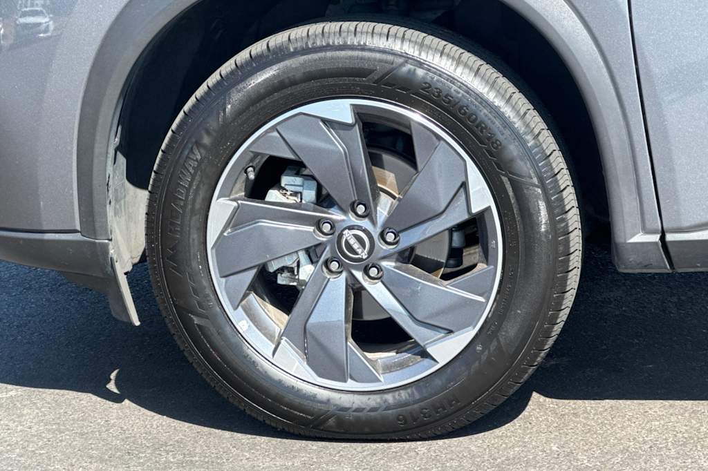 Thumbnail: 2025 Nissan Rogue - 8