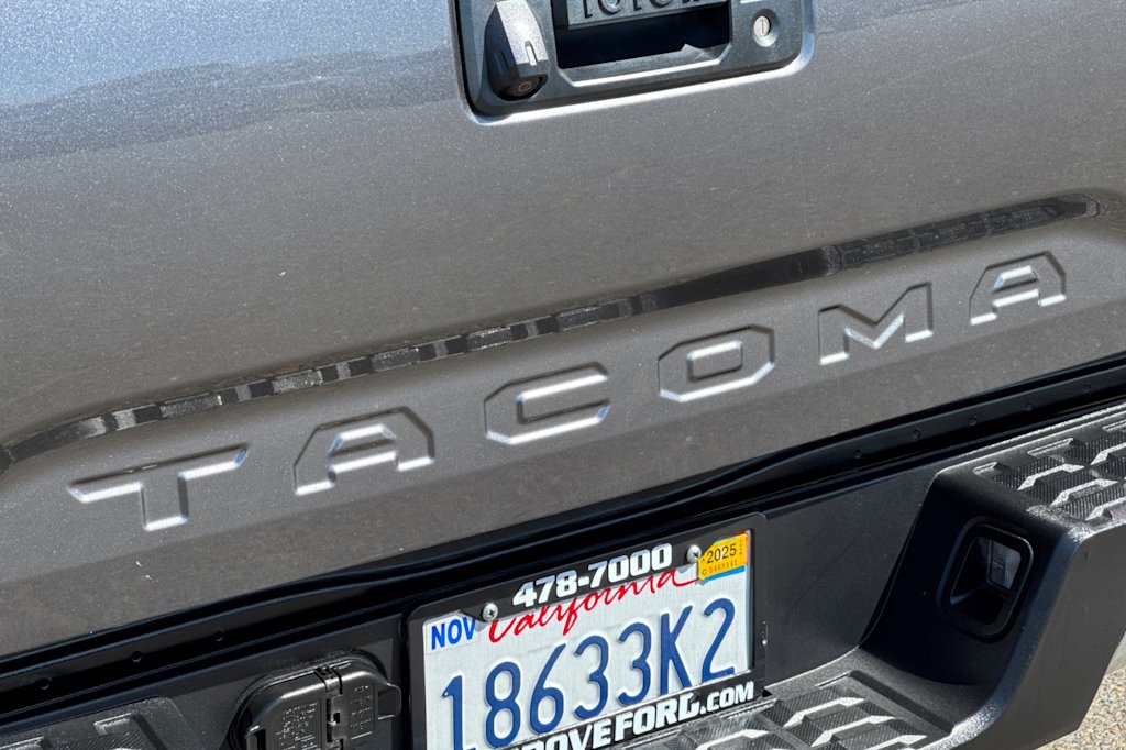 2016 Toyota Tacoma SR5 7