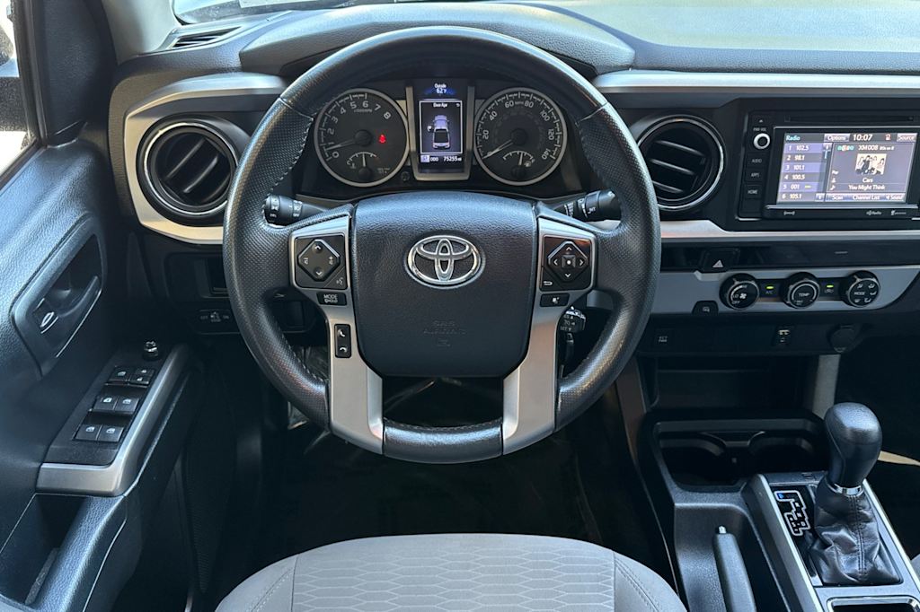 2016 Toyota Tacoma SR5 12