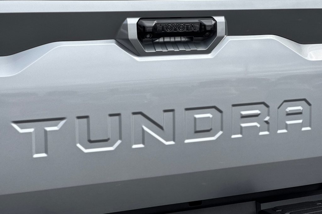 Thumbnail: 2024 Toyota Tundra - 7
