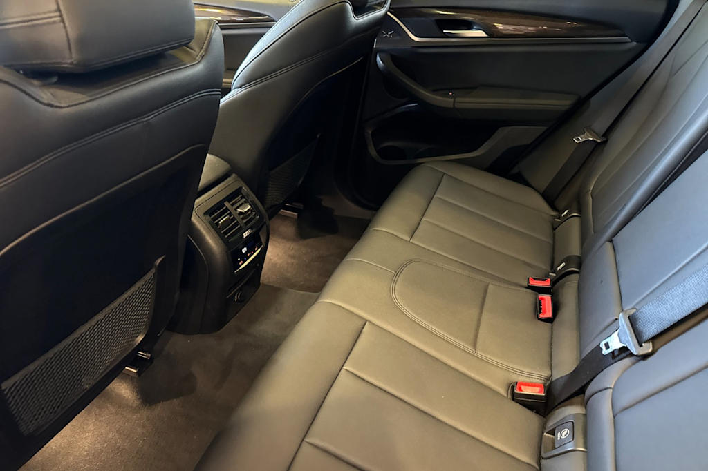 Thumbnail: 2018 BMW X3 - 10