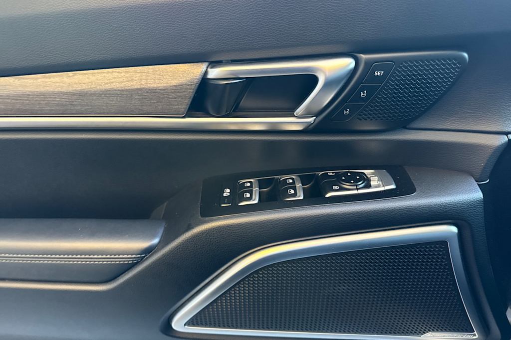 Thumbnail: 2020 Kia Telluride - 21