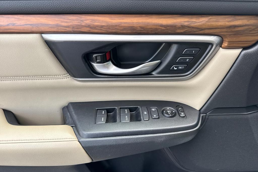 Thumbnail: 2020 Honda CR-V - 21
