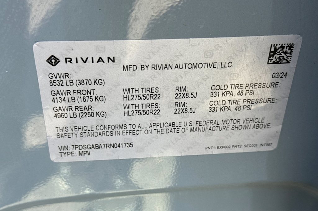 Thumbnail: 2024 Rivian R1S - 14