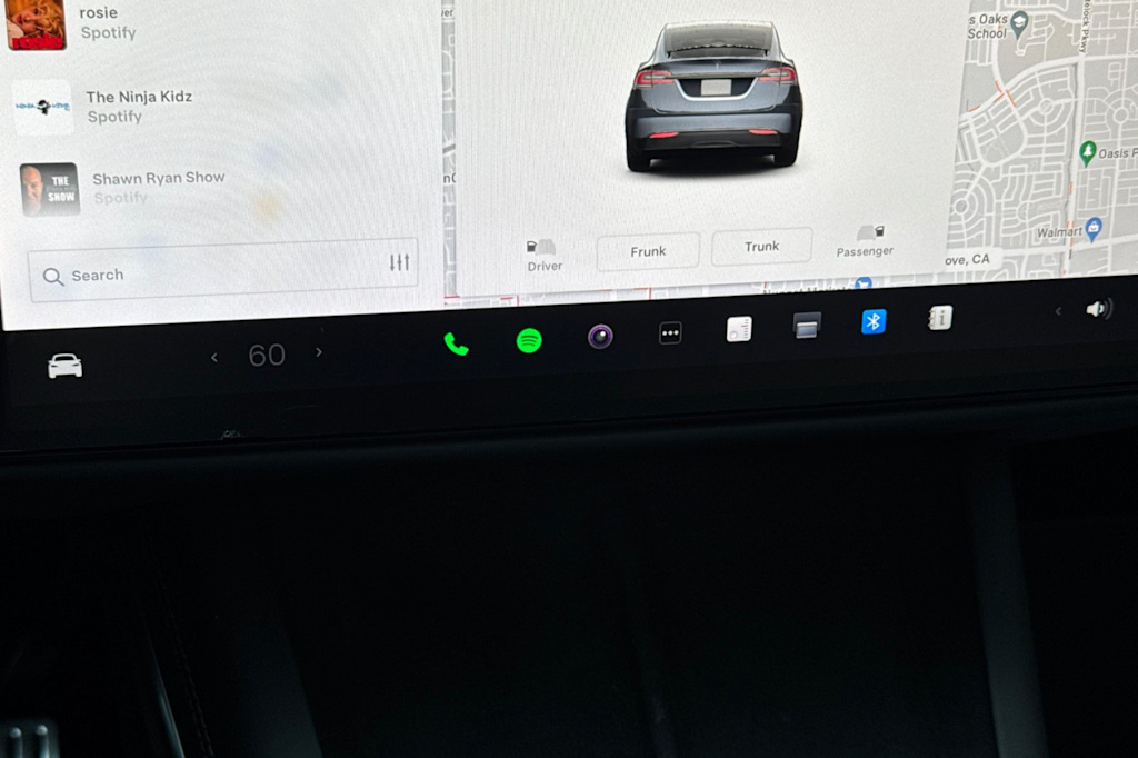 2022 Tesla Model X Standard Range 7