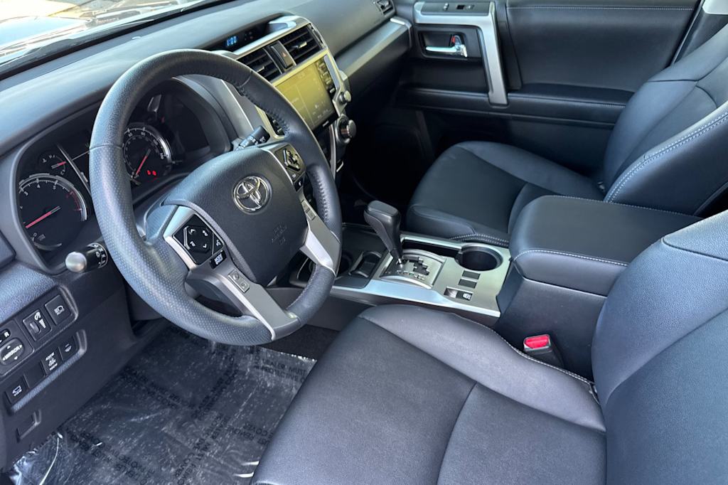 Thumbnail: 2022 Toyota 4Runner - 9