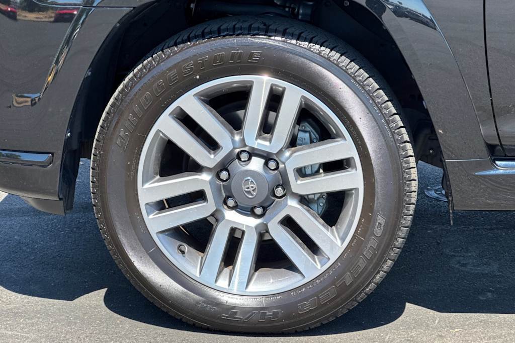 Thumbnail: 2022 Toyota 4Runner - 8