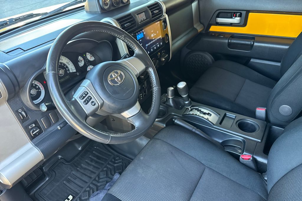 Thumbnail: 2007 Toyota FJ Cruiser - 2
