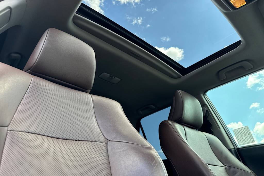 Thumbnail: 2019 Toyota 4Runner - 23