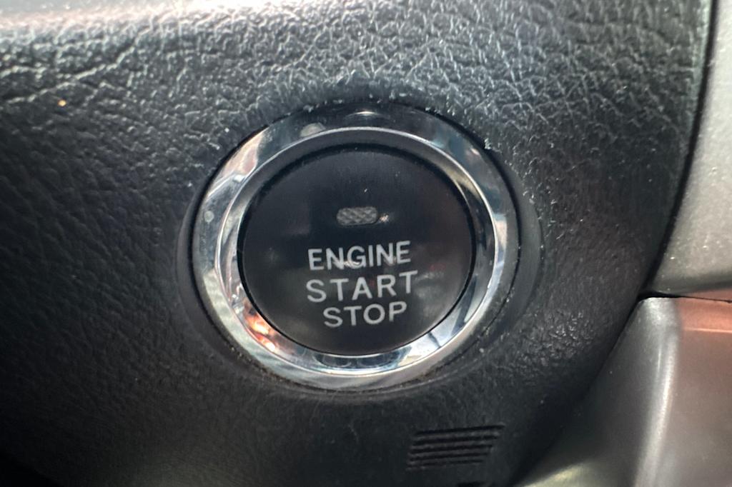 Thumbnail: 2019 Toyota 4Runner - 26