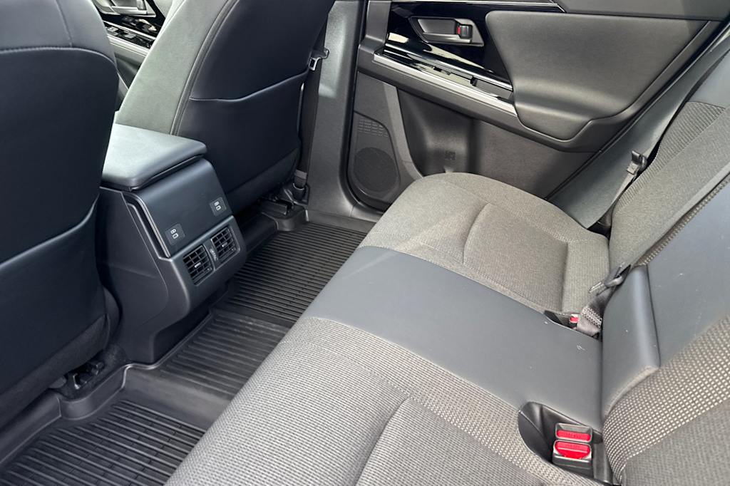 Thumbnail: 2025 Toyota bZ4X - 11