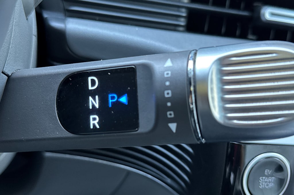 Thumbnail: 2023 Hyundai Ioniq 5 - 24