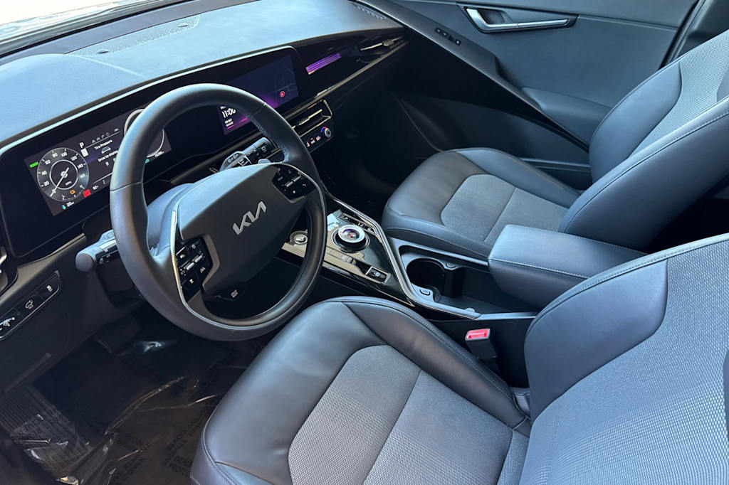 Thumbnail: 2024 Kia Niro - 10