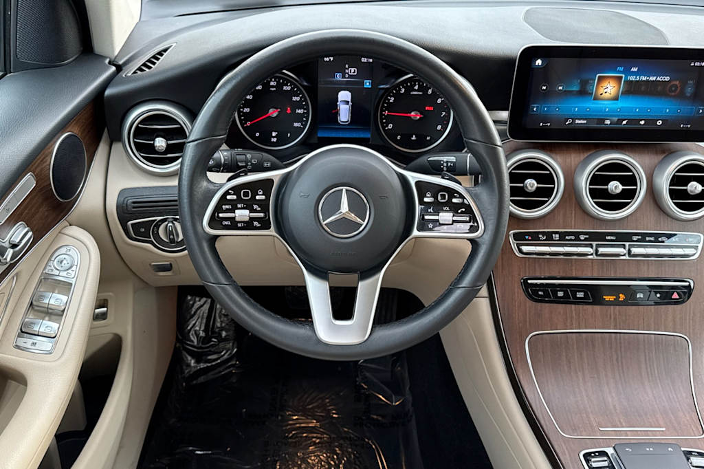 Thumbnail: 2022 Mercedes-Benz GLC - 12