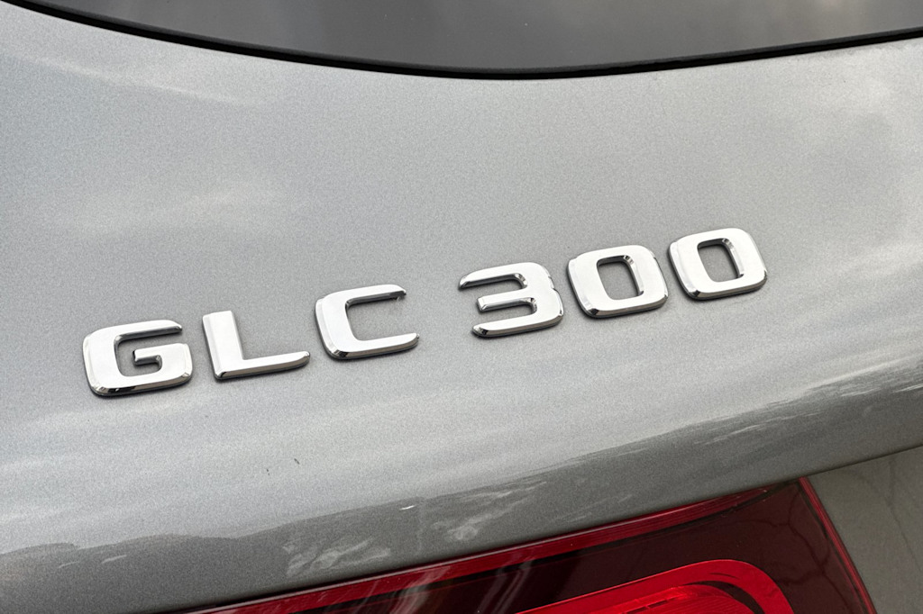 Thumbnail: 2022 Mercedes-Benz GLC - 7