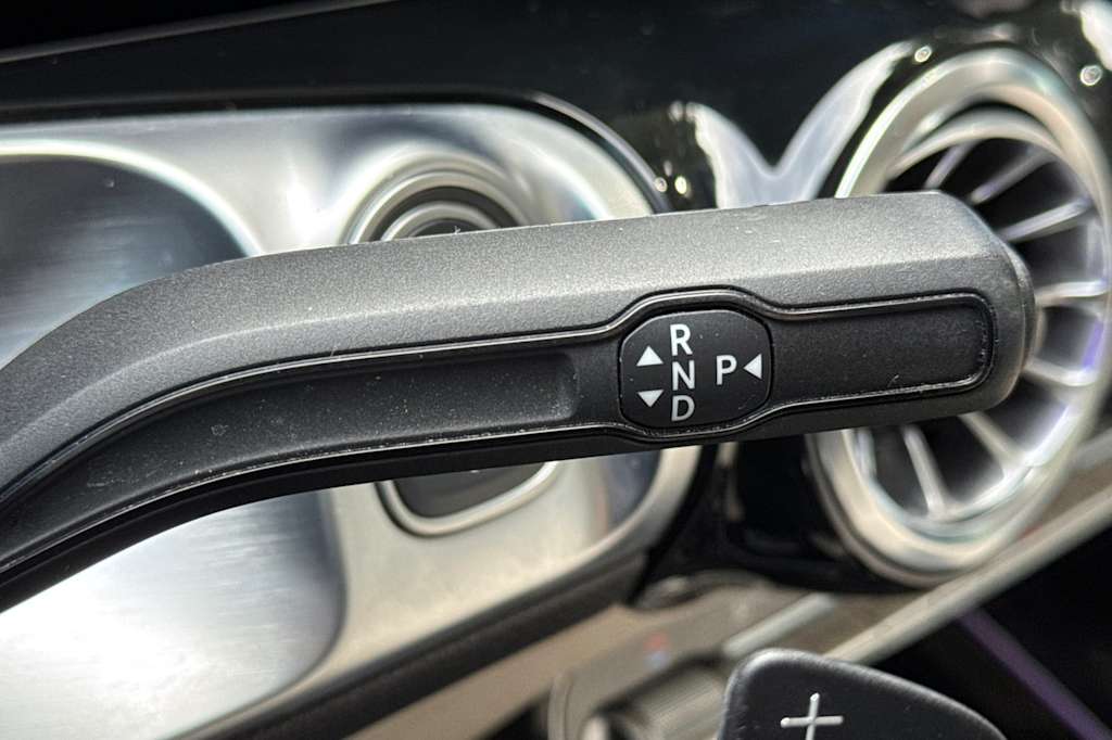 Thumbnail: 2022 Mercedes-Benz GLB - 24