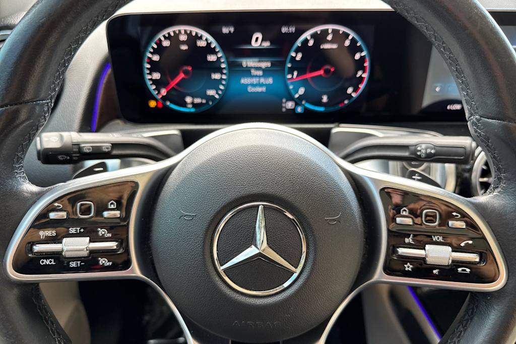 Thumbnail: 2022 Mercedes-Benz GLB - 14