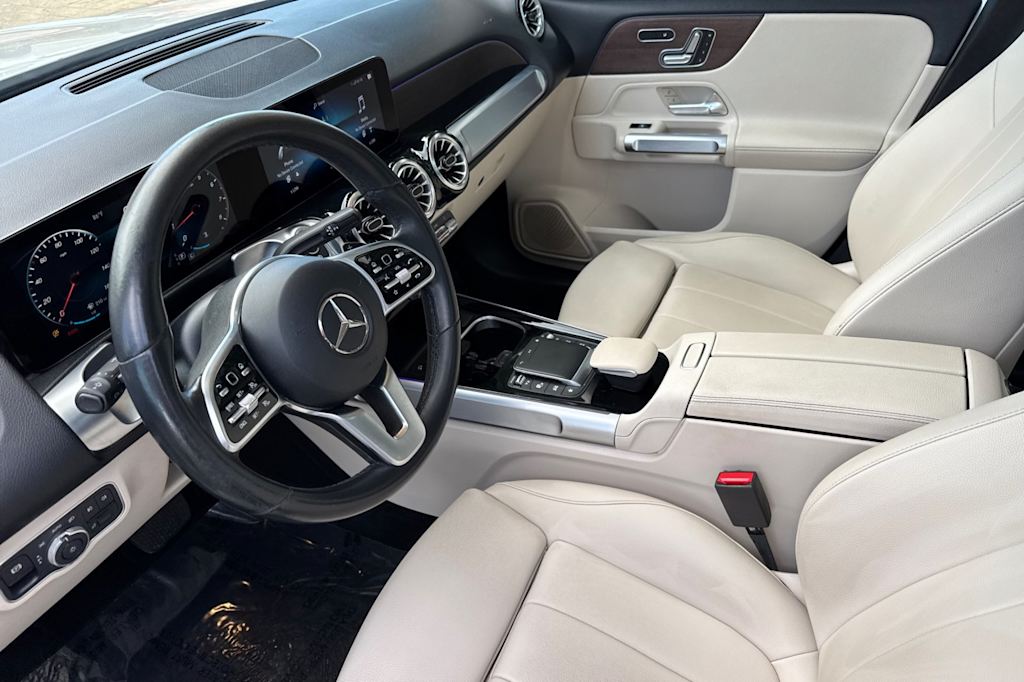 Thumbnail: 2022 Mercedes-Benz GLB - 11