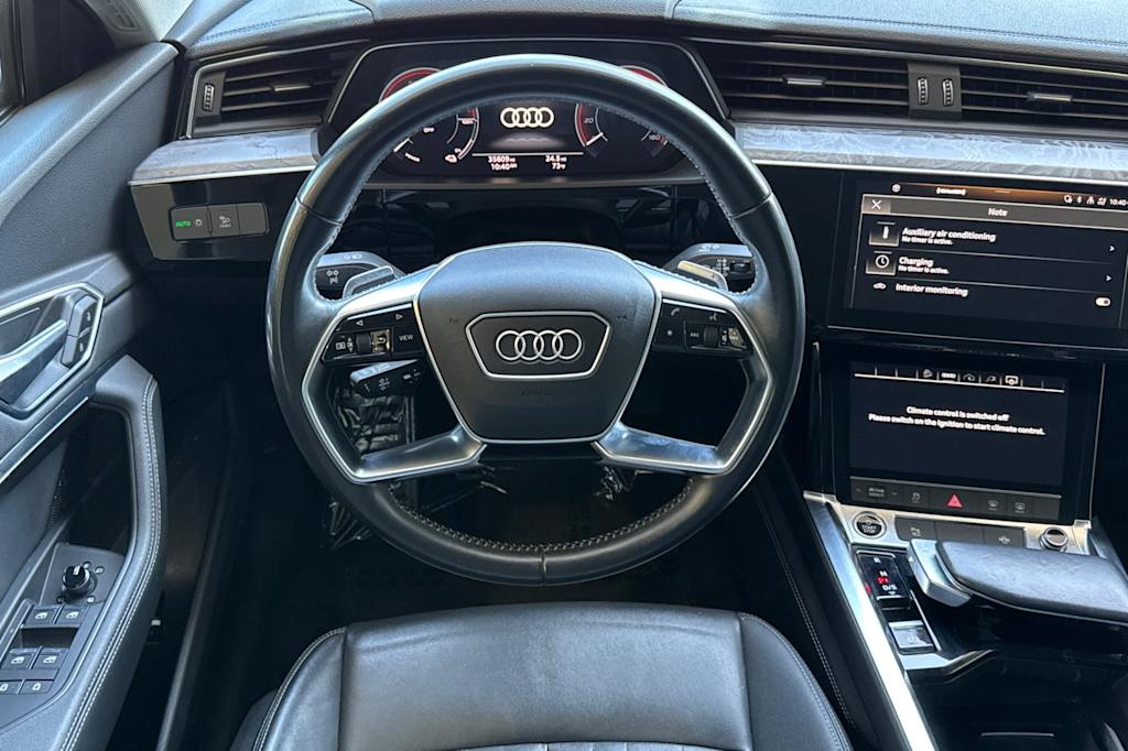 Thumbnail: 2021 Audi e-tron - 12