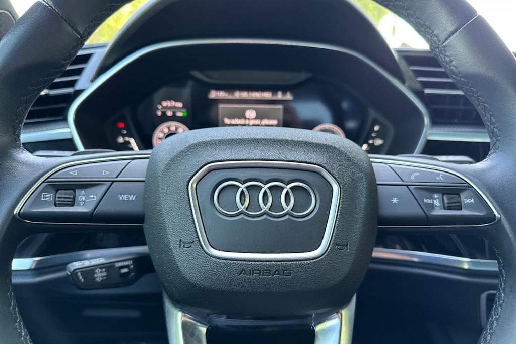 Thumbnail: 2023 Audi Q3 - 27