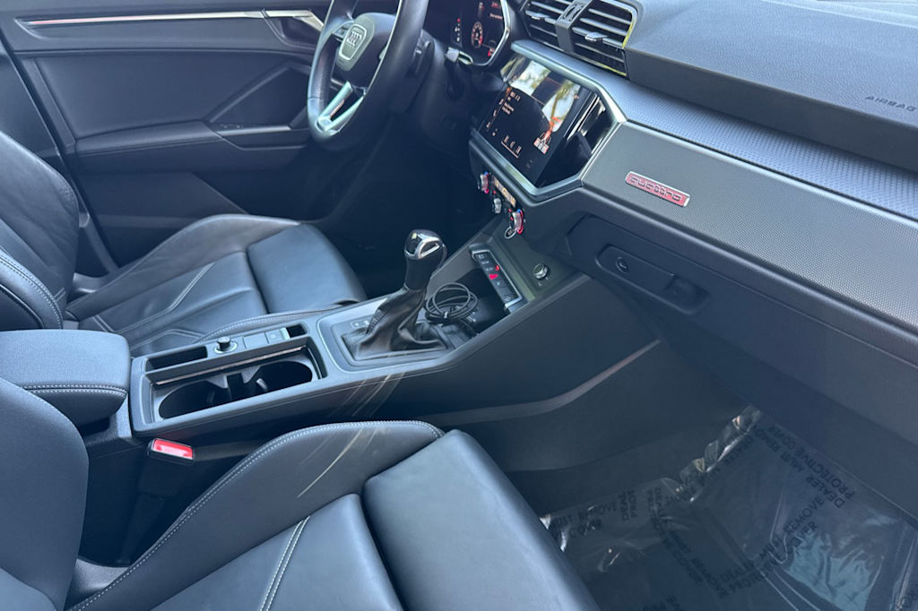 Thumbnail: 2023 Audi Q3 - 13