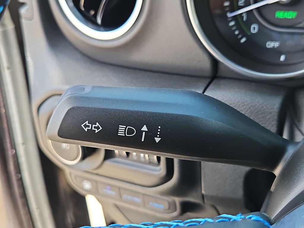 Thumbnail: 2021 Jeep Wrangler - 33