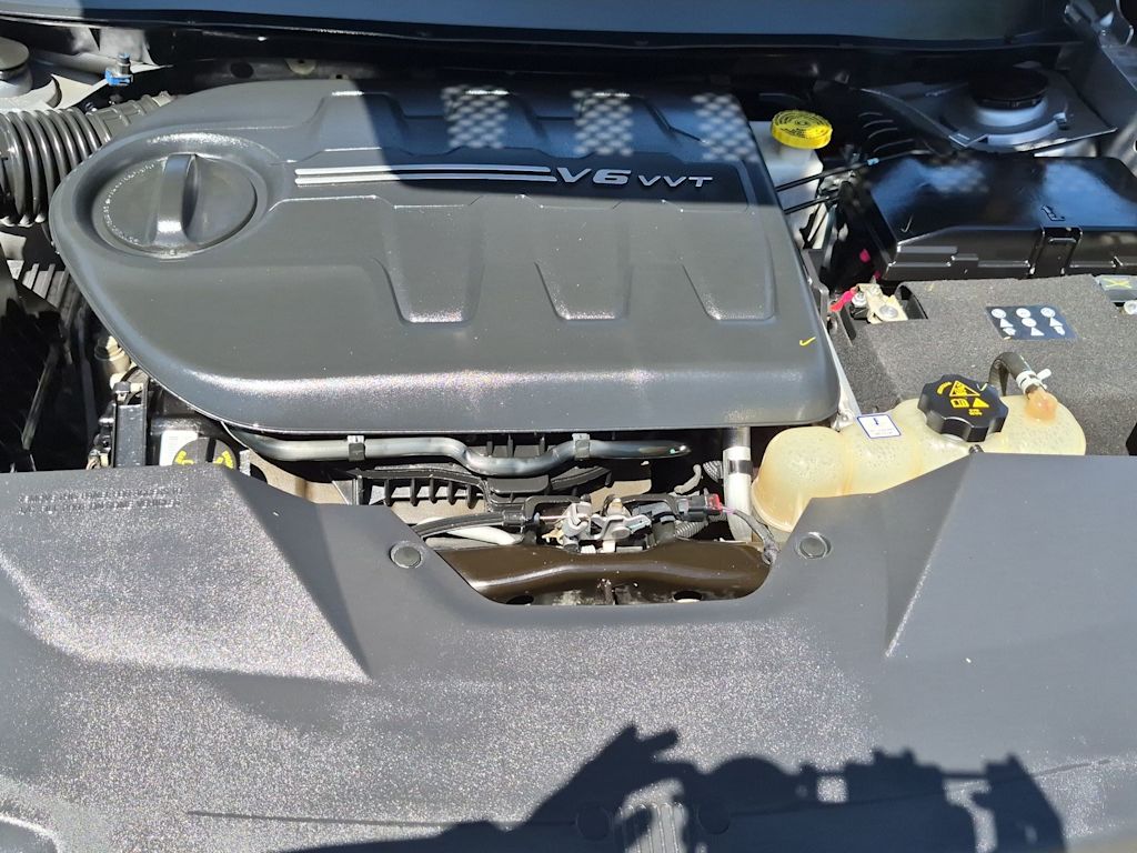 Thumbnail: 2019 Jeep Cherokee - 9