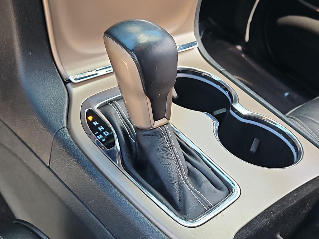 Thumbnail: 2017 Jeep Grand Cherokee - 16