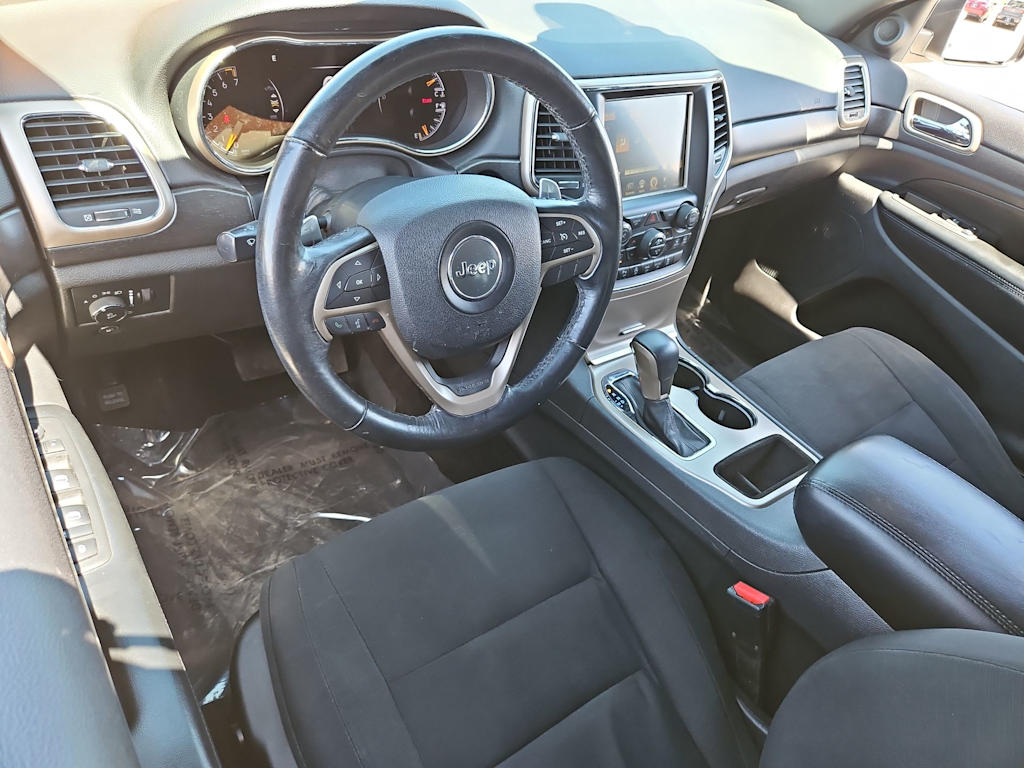 Thumbnail: 2017 Jeep Grand Cherokee - 2