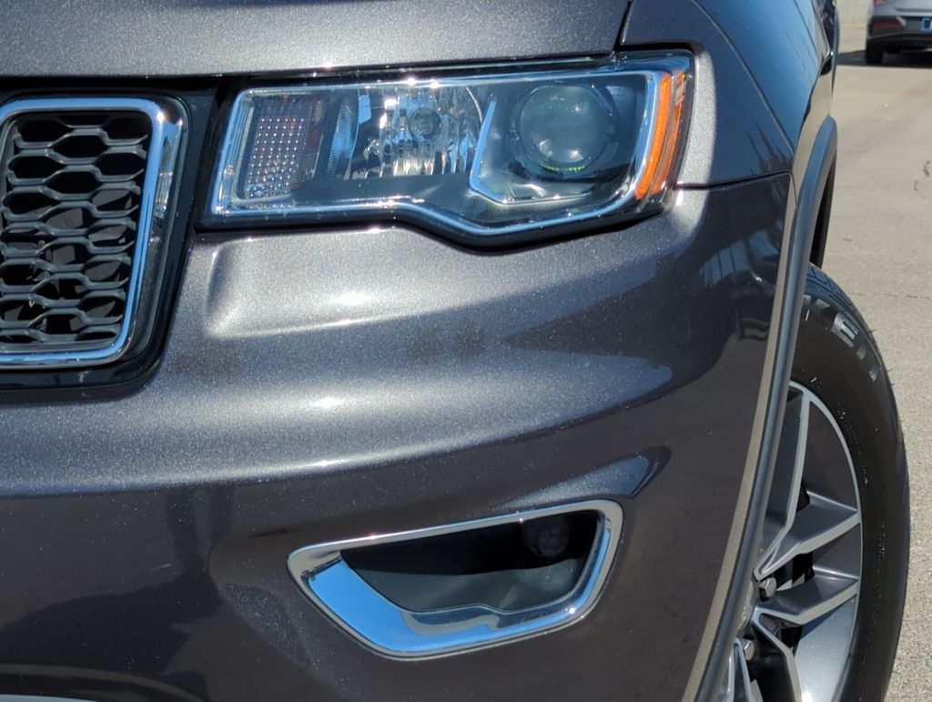 2018 Jeep Grand Cherokee Limited Edition 24