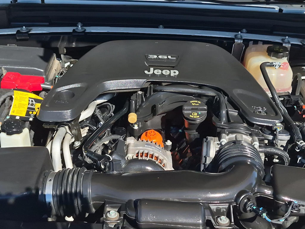 Thumbnail: 2021 Jeep Gladiator - 24