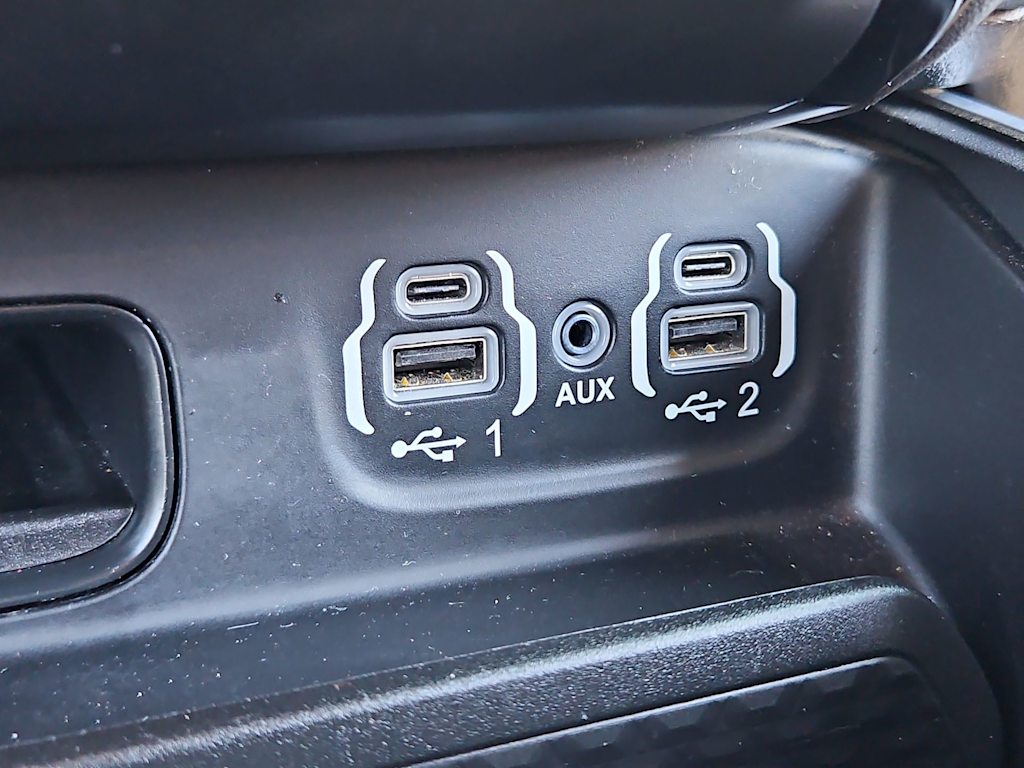 Thumbnail: 2023 RAM 1500 - 33