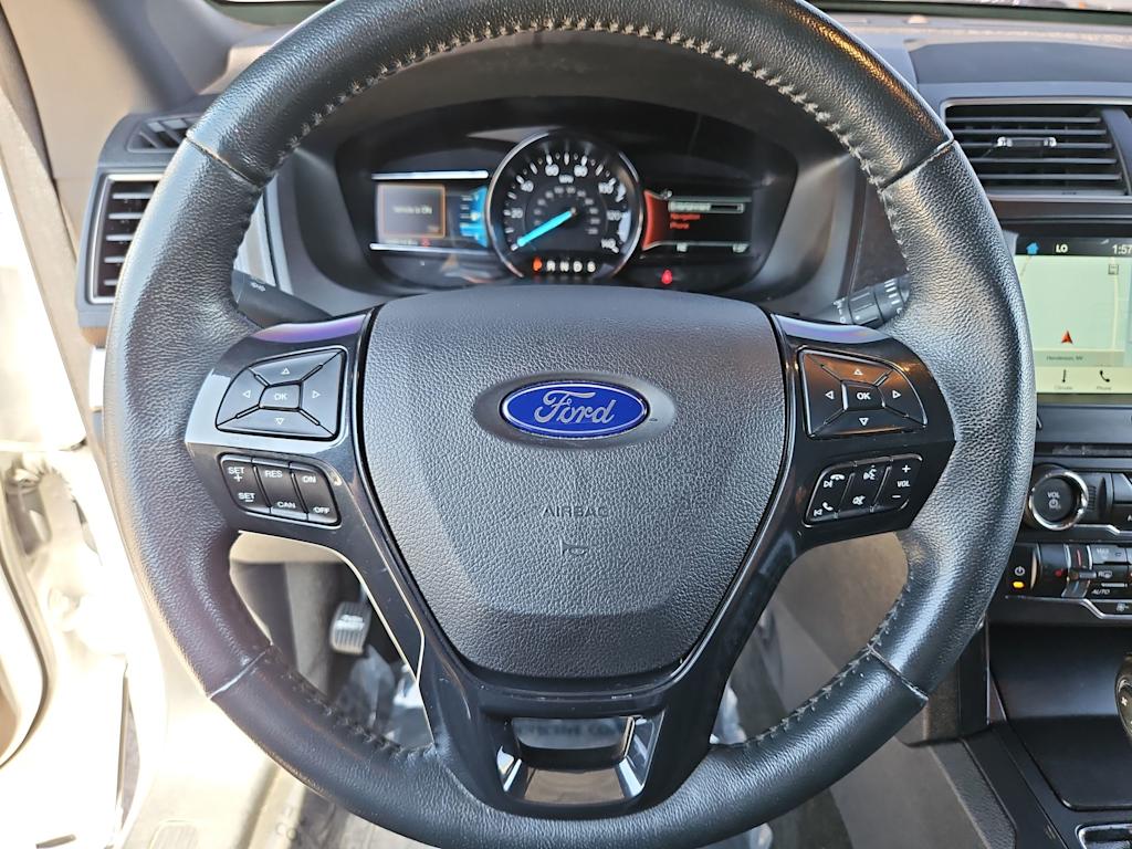 Thumbnail: 2018 Ford Explorer - 14