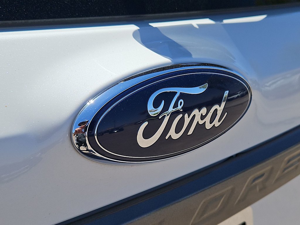 Thumbnail: 2018 Ford Explorer - 7