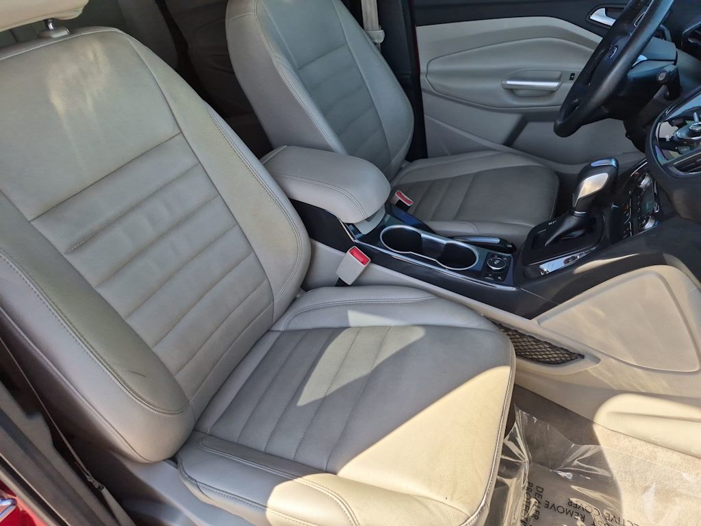 Thumbnail: 2016 Ford Escape - 12