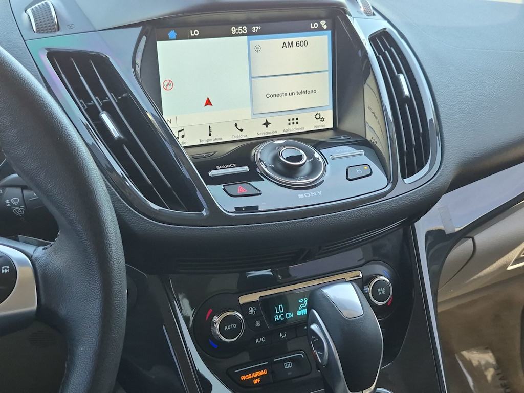 Thumbnail: 2016 Ford Escape - 15