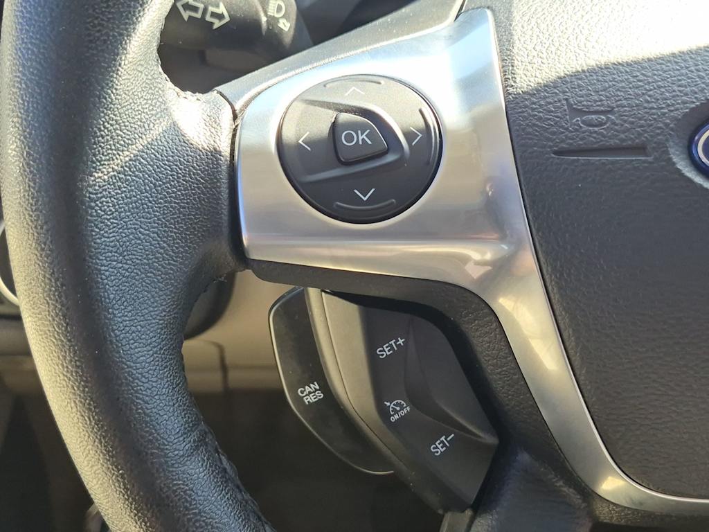 Thumbnail: 2016 Ford Escape - 28