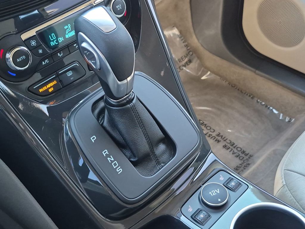 Thumbnail: 2016 Ford Escape - 16