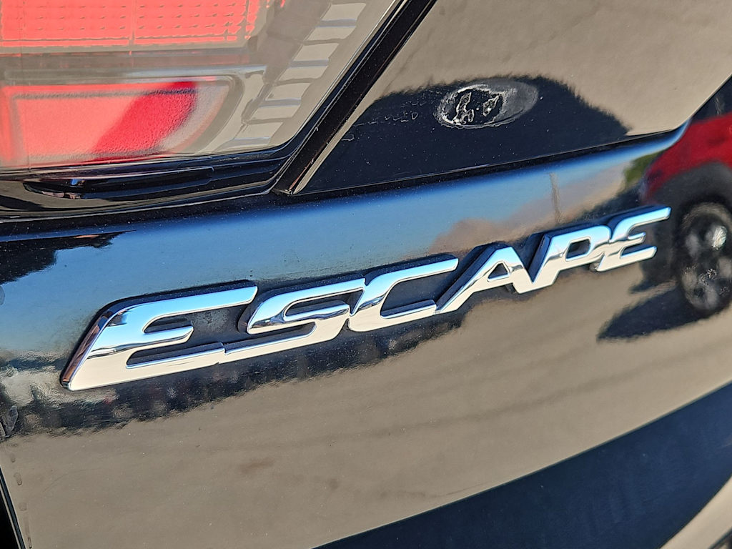 Thumbnail: 2018 Ford Escape - 26