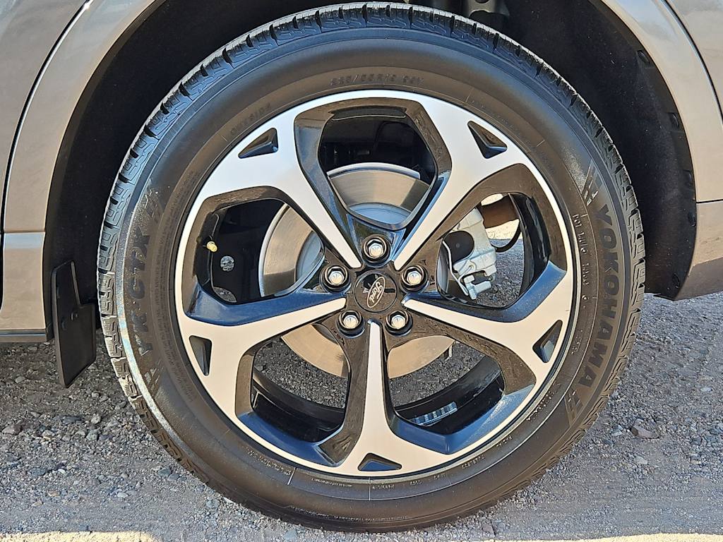 Thumbnail: 2023 Ford Escape - 8